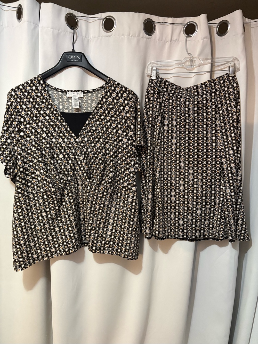 Sag Harbor Black and Cream Printed Midi Skirt